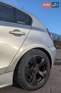 Хетчбек BMW 1 Series 2005 в 