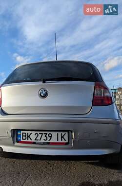 Хетчбек BMW 1 Series 2005 в 