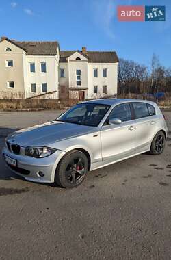 Хетчбек BMW 1 Series 2005 в 