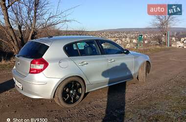 Хэтчбек BMW 1 Series 2005 в Кривом Роге