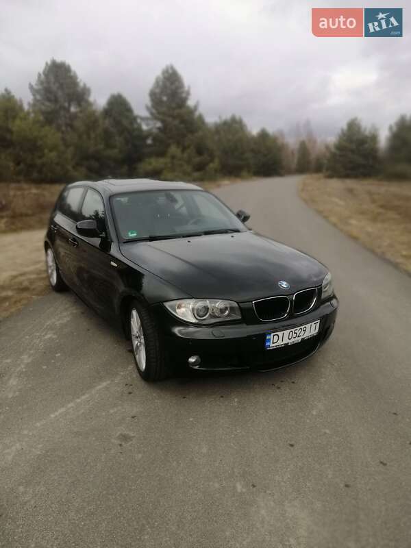 Хэтчбек BMW 1 Series 2009 в Буче
