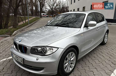 Хетчбек BMW 1 Series 2009 в Хмельницькому