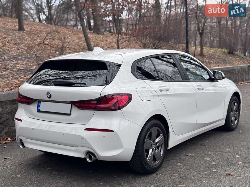 Хетчбек BMW 1 Series 2021 в Києві фото 4 Хетчбек BMW 1 Series 2021 в Києві