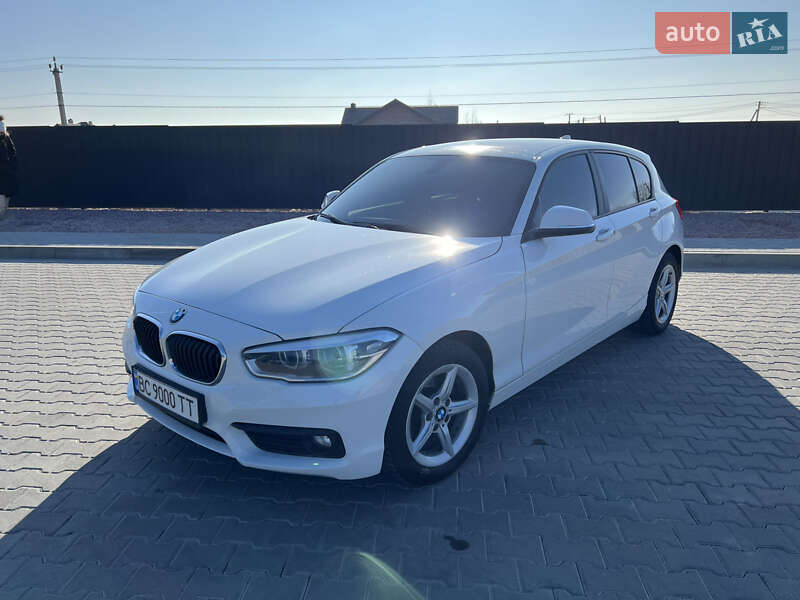Хетчбек BMW 1 Series 2016 в 