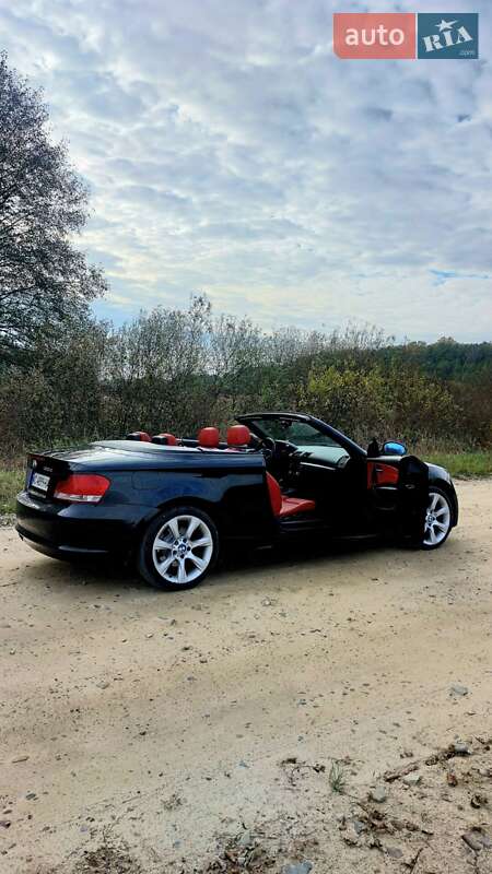 Кабриолет BMW 1 Series 2009 в Ковеле