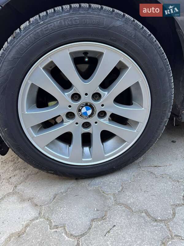 Хетчбек BMW 1 Series 2007 в Житомирі