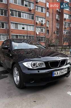 Хэтчбек BMW 1 Series 2005 в Киеве