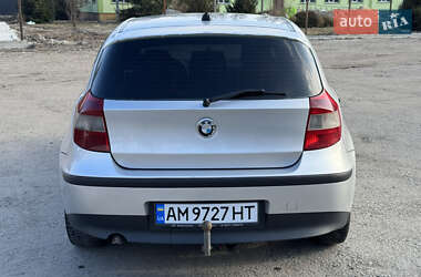 Хэтчбек BMW 1 Series 2004 в Звягеле