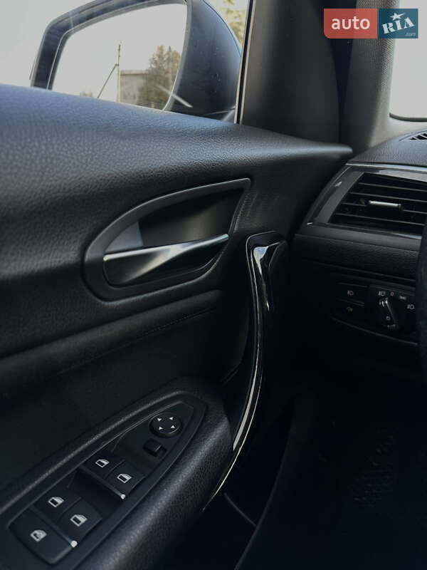 Хетчбек BMW 1 Series 2017 в Луцьку фото 9 Хетчбек BMW 1 Series 2017 в Луцьку