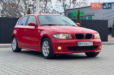 Хэтчбек BMW 1 Series 2005 в 