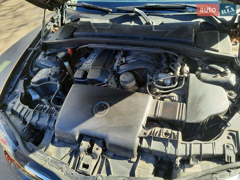 Хэтчбек BMW 1 Series 2006 в Львове