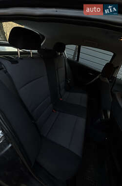 Хэтчбек BMW 1 Series 2004 в 