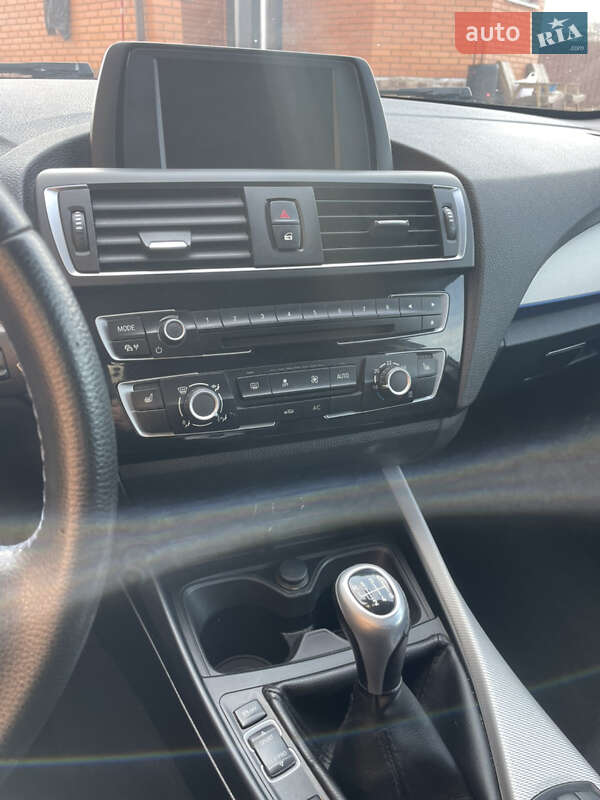 Хэтчбек BMW 1 Series 2015 в Житомире