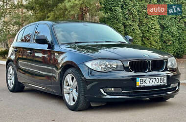 Хэтчбек BMW 1 Series 2010 в Ровно