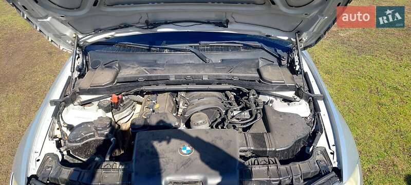 Хэтчбек BMW 1 Series 2007 в Николаеве