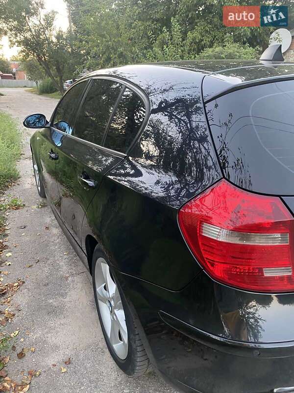 Хетчбек BMW 1 Series 2008 в Харкові