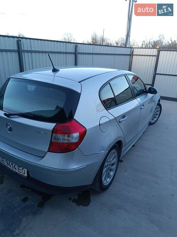 Хэтчбек BMW 1 Series 2005 в Банилове