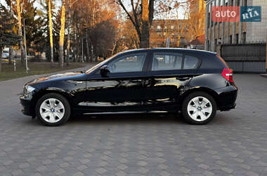 Хетчбек BMW 1 Series 2010 в 