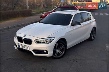 Хэтчбек BMW 1 Series 2016 в 