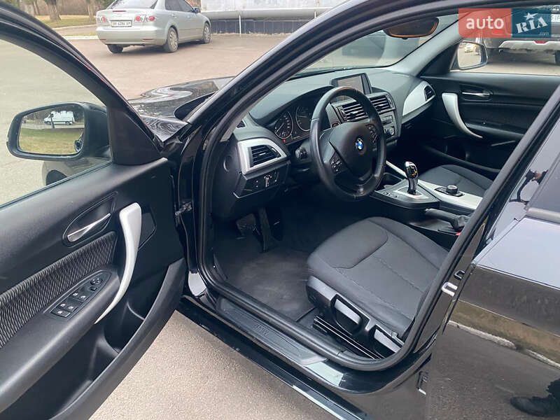 Хэтчбек BMW 1 Series 2013 в Ровно фото 23 Хэтчбек BMW 1 Series 2013 в Ровно