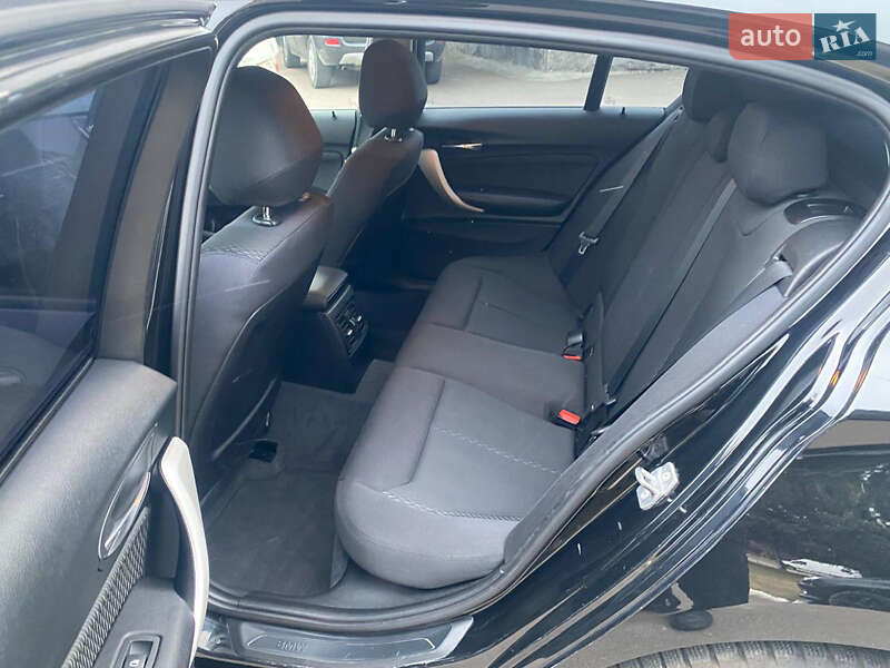 Хэтчбек BMW 1 Series 2013 в Ровно фото 27 Хэтчбек BMW 1 Series 2013 в Ровно