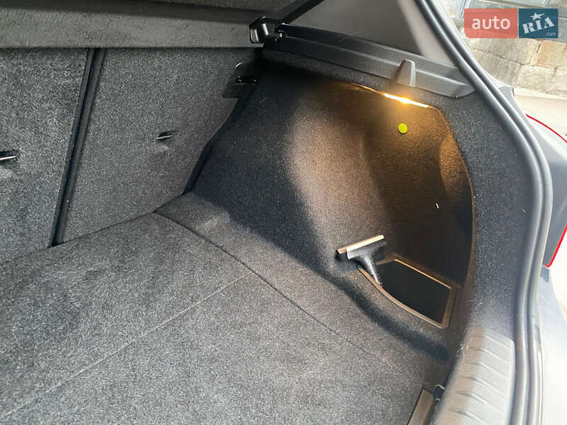 Хэтчбек BMW 1 Series 2013 в Ровно фото 33 Хэтчбек BMW 1 Series 2013 в Ровно