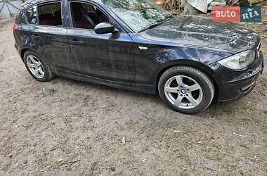 Хэтчбек BMW 1 Series 2007 в 