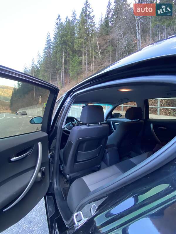 Хэтчбек BMW 1 Series 2005 в Ивано-Франковске фото 10 Хэтчбек BMW 1 Series 2005 в Ивано-Франковске