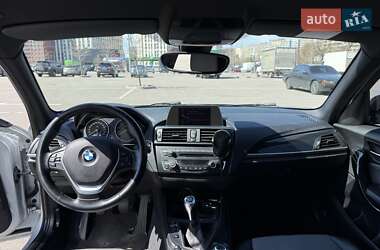 Хэтчбек BMW 1 Series 2012 в 
