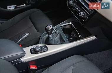 Хетчбек BMW 1 Series 2019 в 