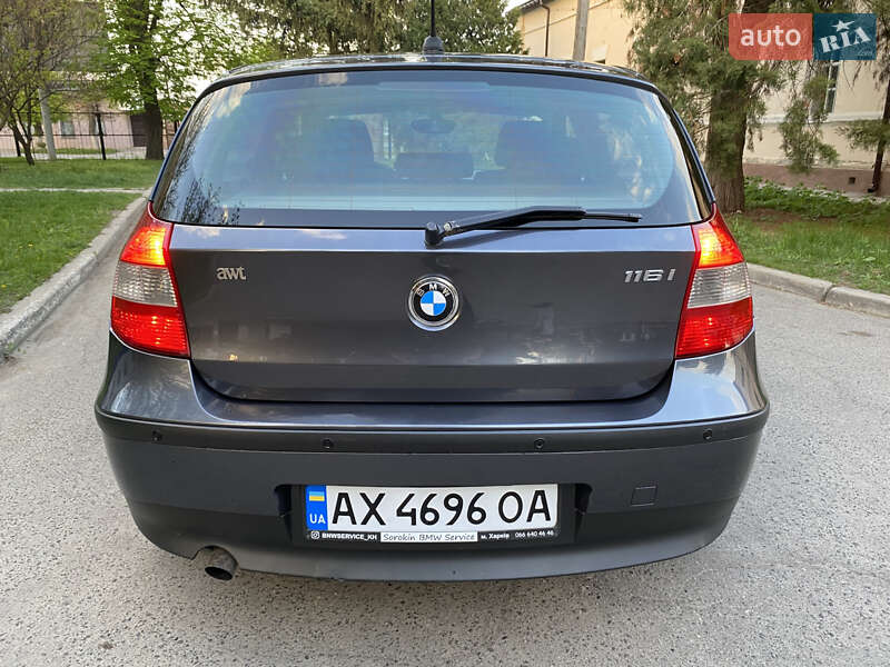 Хетчбек BMW 1 Series 2006 в Зміїві