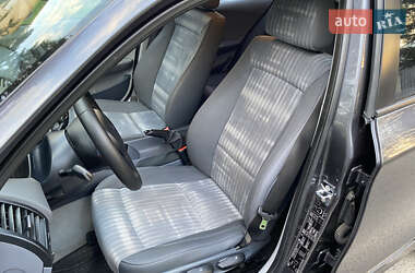 Хетчбек BMW 1 Series 2006 в Зміїві
