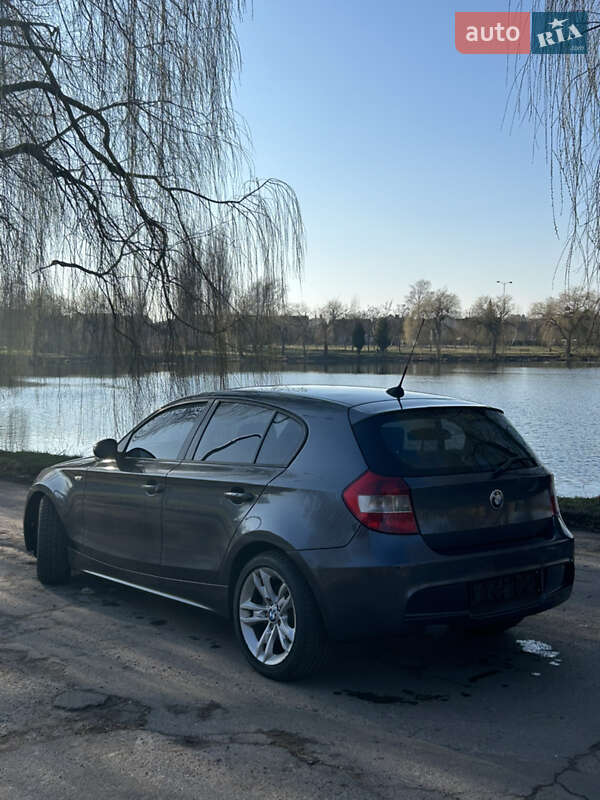 Хэтчбек BMW 1 Series 2005 в Ровно фото 3 Хэтчбек BMW 1 Series 2005 в Ровно