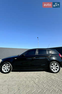Хэтчбек BMW 1 Series 2006 в 