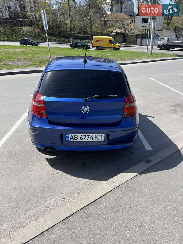 Хэтчбек BMW 1 Series 2007 в Виннице