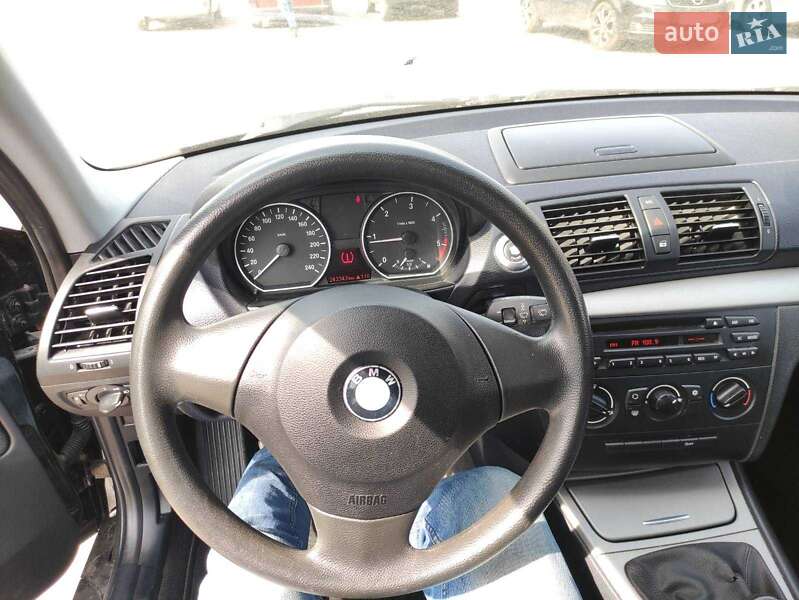 Хетчбек BMW 1 Series 2007 в Івано-Франківську фото 22 Хетчбек BMW 1 Series 2007 в Івано-Франківську