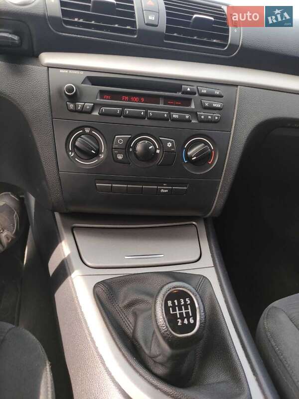 Хетчбек BMW 1 Series 2007 в Івано-Франківську фото 23 Хетчбек BMW 1 Series 2007 в Івано-Франківську