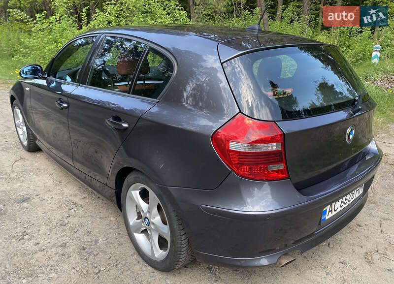 Хэтчбек BMW 1 Series 2007 в Луцке