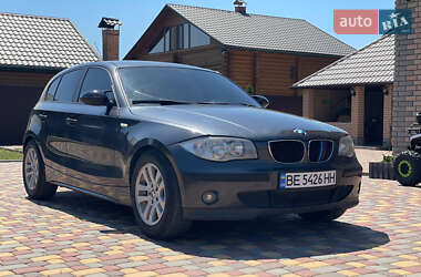 Хэтчбек BMW 1 Series 2005 в Южноукраинске