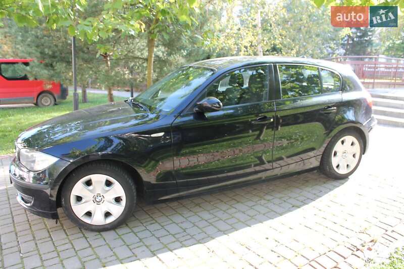 Хетчбек BMW 1 Series 2007 в Івано-Франківську фото 10 Хетчбек BMW 1 Series 2007 в Івано-Франківську