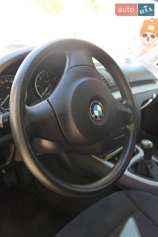 Хетчбек BMW 1 Series 2007 в Івано-Франківську фото 15 Хетчбек BMW 1 Series 2007 в Івано-Франківську