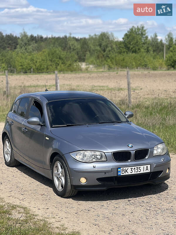 Хетчбек BMW 1 Series 2005 в Рівному