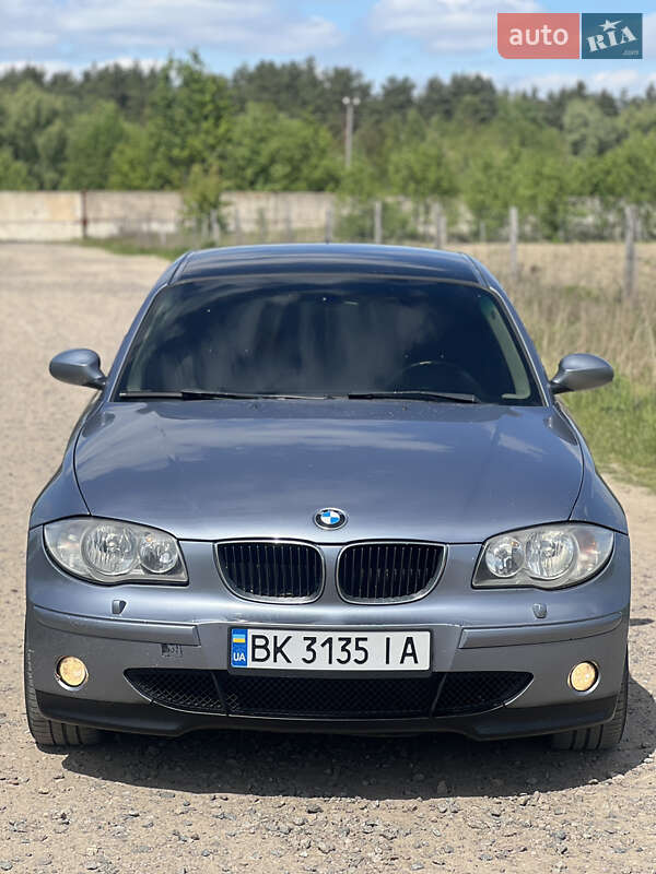Хетчбек BMW 1 Series 2005 в Рівному