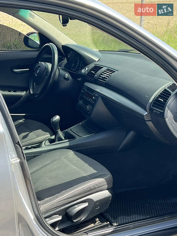 Хетчбек BMW 1 Series 2005 в Рівному