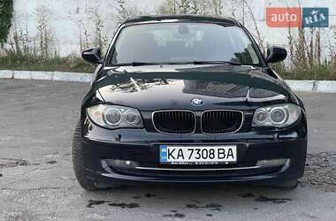 Хэтчбек BMW 1 Series 2010 в 