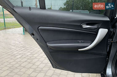 Хетчбек BMW 1 Series 2013 в 