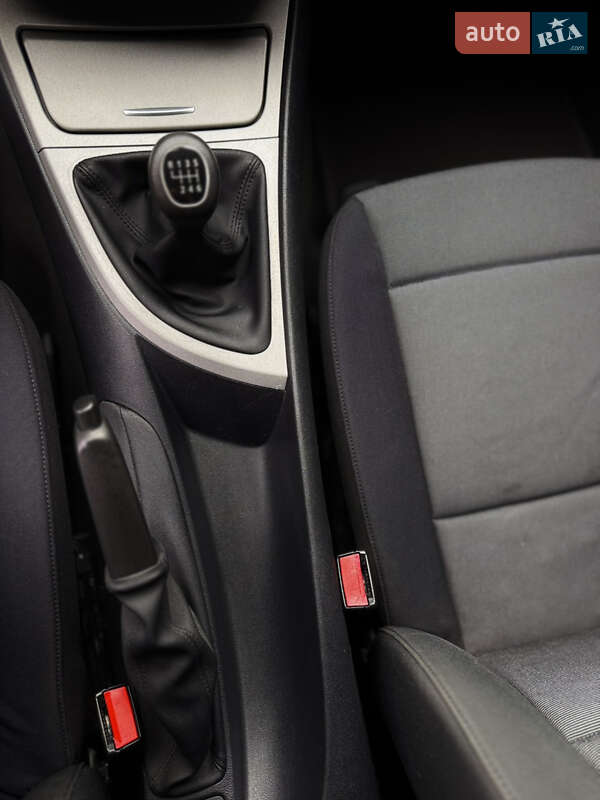 Хетчбек BMW 1 Series 2006 в Косові