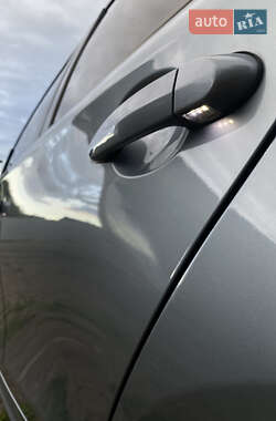 Хэтчбек BMW 1 Series 2005 в 