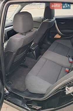 Хетчбек BMW 1 Series 2010 в 