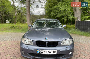 Хетчбек BMW 1 Series 2005 в 